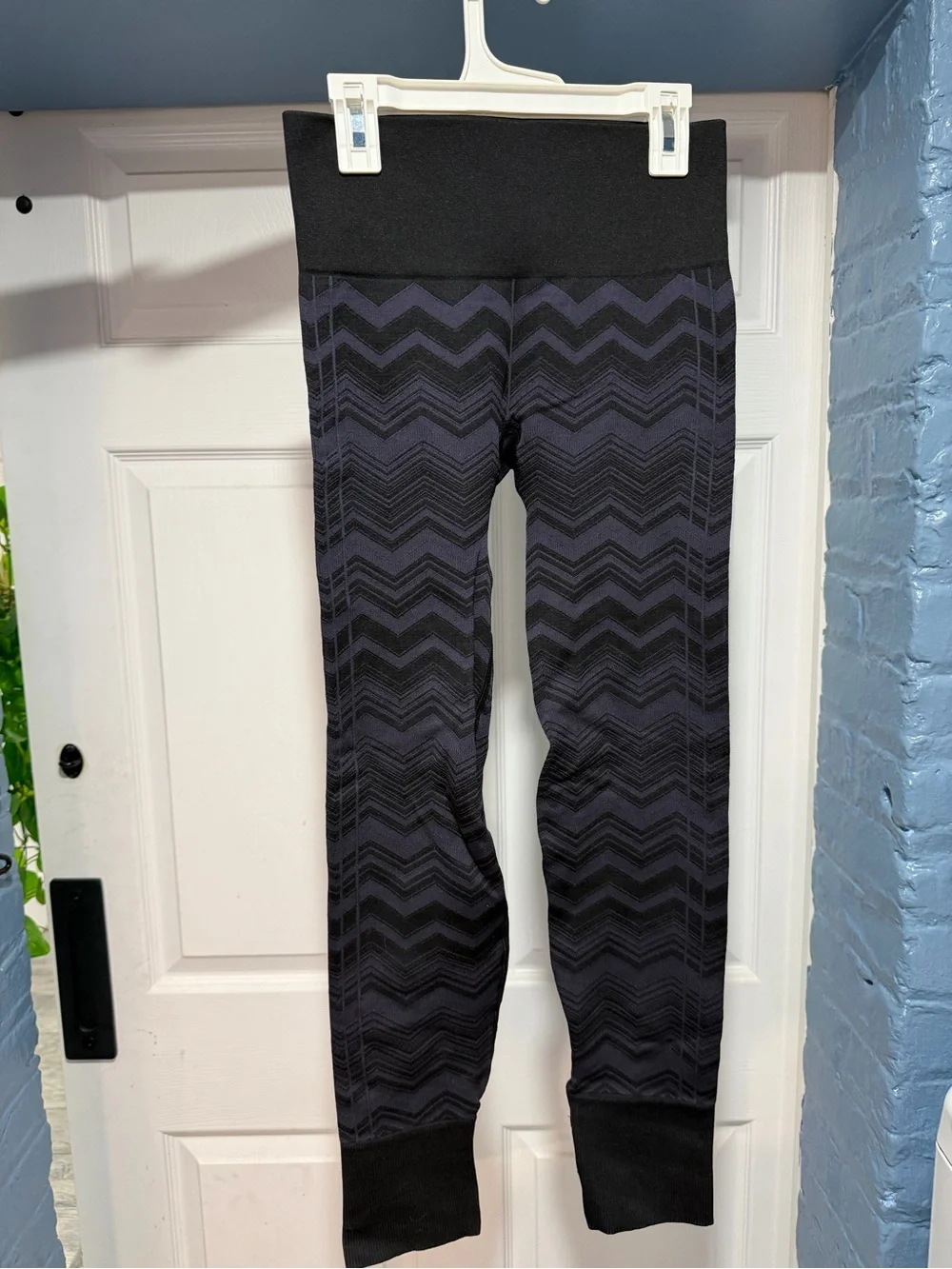 lululemon athletica Black and Dark Purple Chevron Leggings